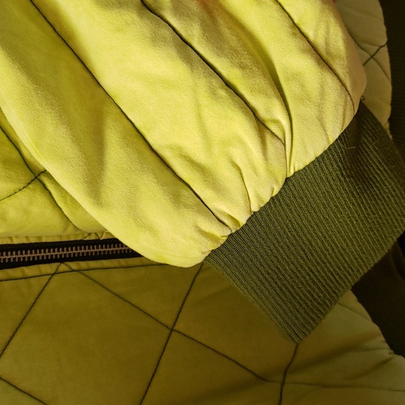 Ladies winter jacket - Picture 3 of 3